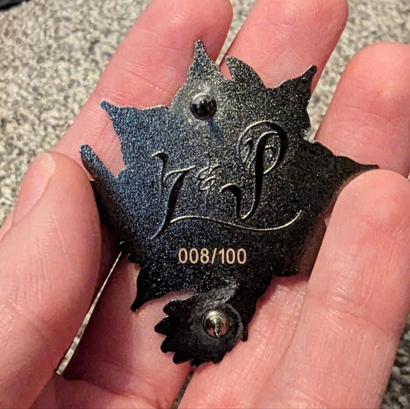 Z&P Hummingbird Pin - Picture 2 of 2